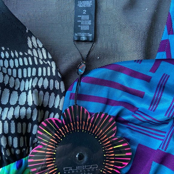 NWT CUSTO Barcelona flattering colorful party dress. Size 2 (fits 2-4 US) - Picture 2 of 5